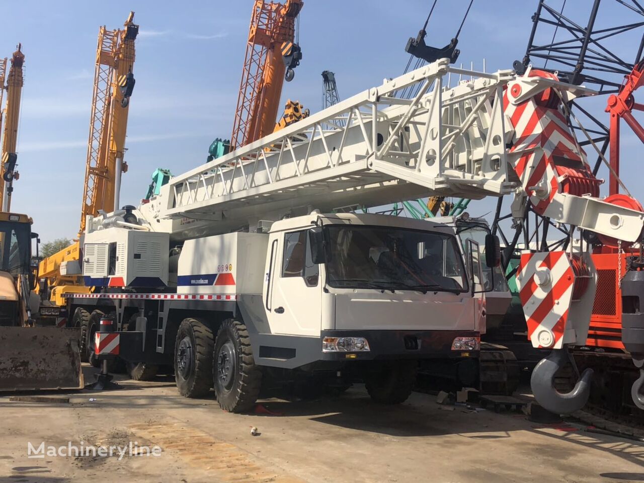 ZOOMLION QY100H 100ton truck crane mobile crane